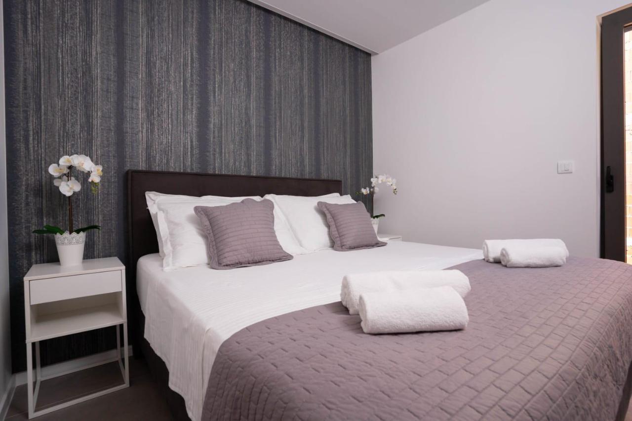 Apartmani Lara Baska Voda Ngoại thất bức ảnh